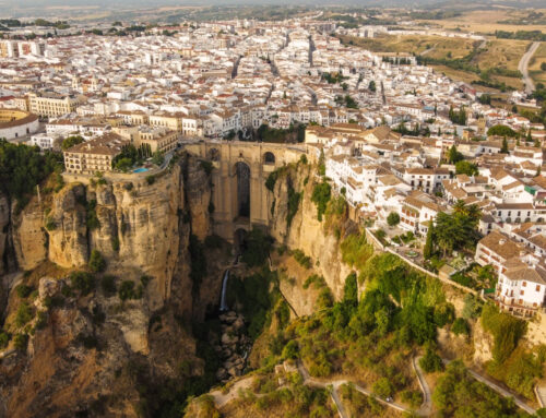 Descubre la Magia de Andalucía: Arte, Cultura y Paisajes Inolvidables